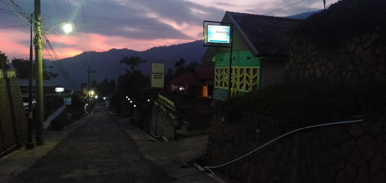 Homestay Anggun برومو المظهر الخارجي الصورة